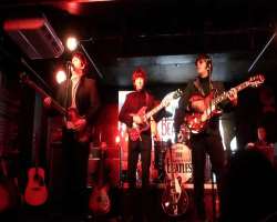 The club welcomes all the renowned bands and artist to their stage for music and fun performances. People visit here for relaxing some relaxed and gro